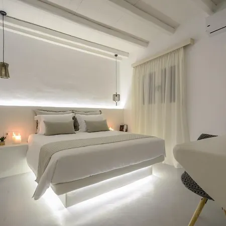 Vila Naxos Secret Paradise