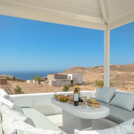 Vila Naxos Secret Paradise